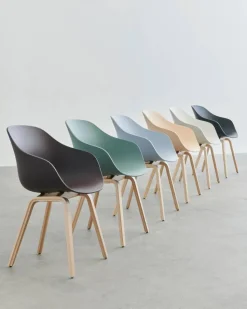 About a Chair 22 stol Pastellgrön-lackerat ekstativ