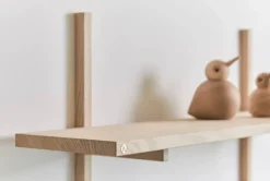 A Light Shelf vägghylla 90x21x35 cm Oak