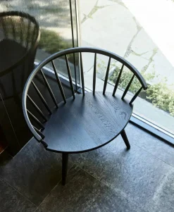 Arka loungestol björk Svart