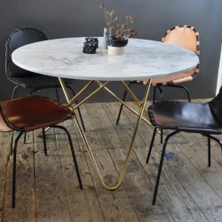 Big O Table matbord Marmor carrara svart stativ
