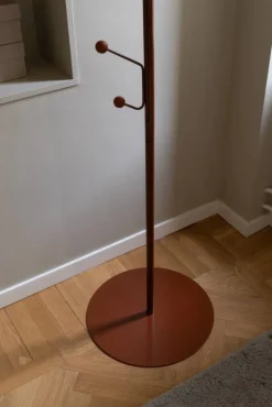 Bill Floor klädhängare Cinnamon