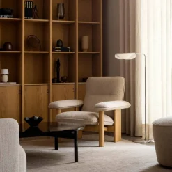 Brasilia fåtölj Walnut-Bouclé 02 beige