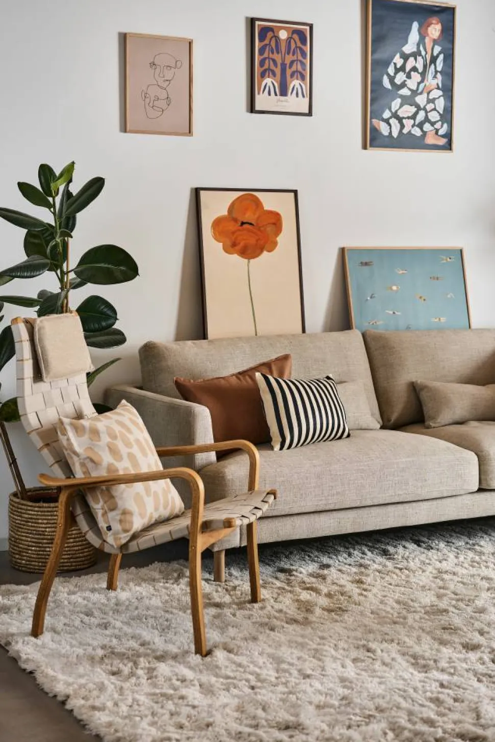 Bredhult soffa Bern Beige 0341-vitoljad ek 3-sits