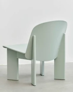 Chisel lounge chair Eucalyptus lackad bok