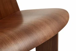 Chisel lounge chair Lackad valnöt