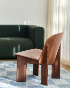 Chisel lounge chair Lackad valnöt