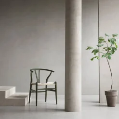 CH24 Y-stol Soft Crawford Wegner Seaweed-naturflätad