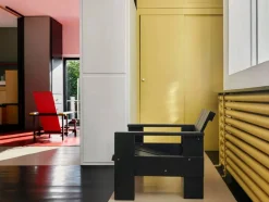 Crate loungestol lackad furu Black
