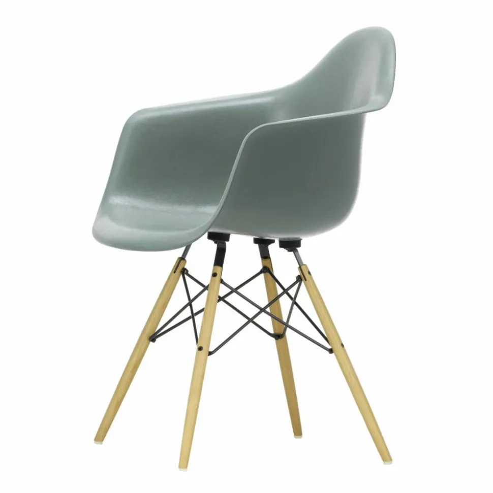 Eames Fiberglass Armchair DAW karmstol sea foam green askben
