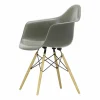 Eames Fiberglass Armchair DAW karmstol raw umber askben