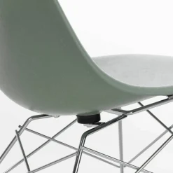 Eames Fiberglass Side Chair LSR loungestol Sea foam green-chrome