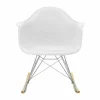Eames Plastic Armchair RE RAR gungstol 85 cotton white-chrome-golden maple
