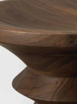 Eames Stool sittpall model A Dark walnut