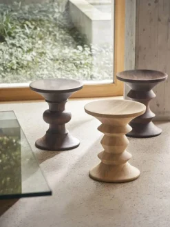 Eames Stool sittpall model A Natural chestnut