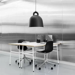 Form chair swivel 5W kontorsstol svart svart aluminium hjul