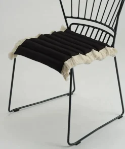 Garden Glory sittdyna med fransar Svart offwhite frans 38x40 cm