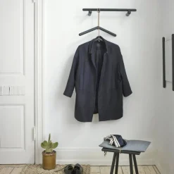 Georg hängare 60 cm svartlackerad ek