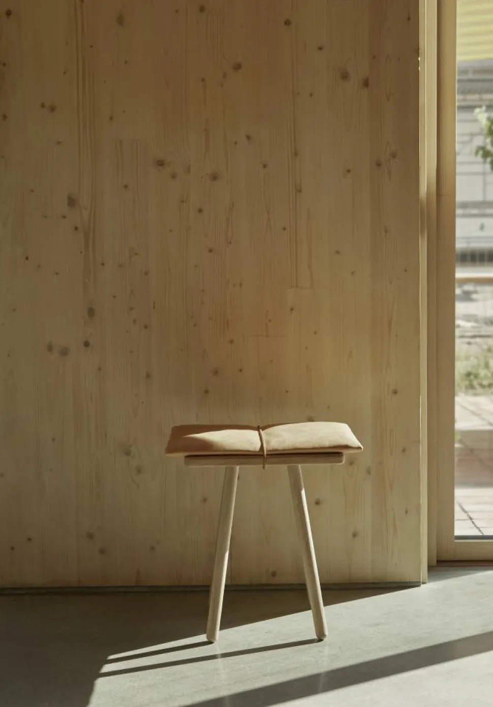 Georg läderdyna med rem till pall/barstol Beige-brun