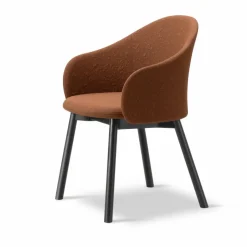 Gomo Armchair karmstol wood base Myr 362-svartlackerad ek