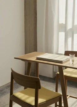 In Between SK27 Bar Table barbord 190x50x105 cm Lackad ek