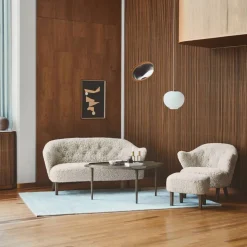 Ingeborg 2 5-sits soffa Fårskinn moonlight-ben ek rökt