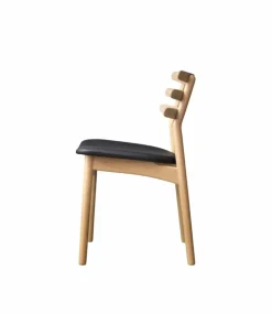 J48 stol Oak nature lacquered-black leather