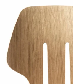 J67 stol Oak Nature Lacquered waterbased