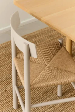 J39 stol Pebble grey-flätad natur