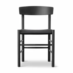 J39 stol Svartlackerad bok-svart canvas