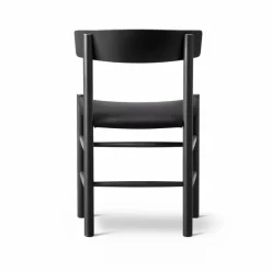J39 stol Svartlackerad bok-svart canvas