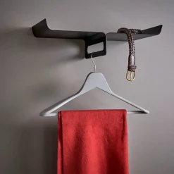 Kite klädhängare Svart