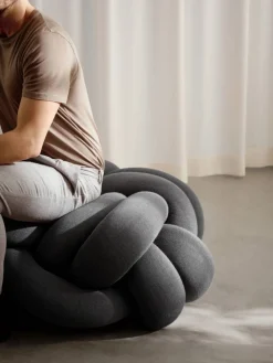 Knot kudde XL Grey