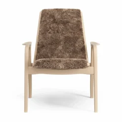 Laminett fåtölj lackad bok/fårskinn Sahara (nougatbrun)