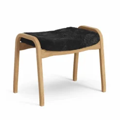 Lamino fotpall fårskinn black oljad ek