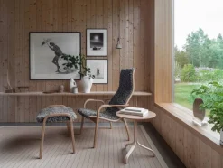 Lamino fåtölj lackad bok/fårskinn Charcoal (mörkgrå)