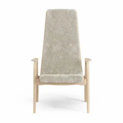 Lamino fåtölj lackad bok/fårskinn Moonlight (beige)