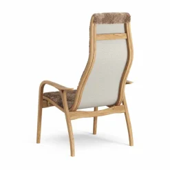 Lamino fåtölj oljad ek/fårskinn Sahara (nougatbrun)