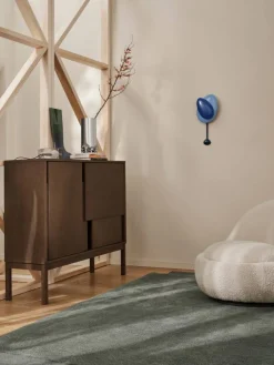 Layer sideboard Mörk ek 120x110 med ben