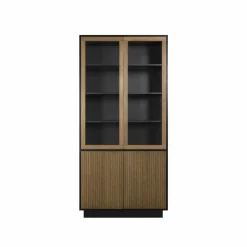 Line vitrinskåp walnut/black 2+2dörrar+3+1hyllor sockel