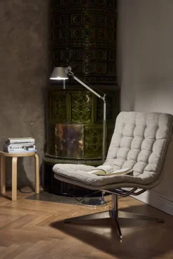 Loholm fåtölj med snurrfunktion Bern Beige 0341
