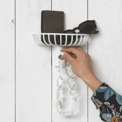 Lunett objects hatthylla med krok Vit