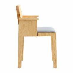 016 Maasto Dining Armchair karmstol Matt oljevaxad furu klädd sits grå