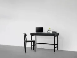 Mind skrivbord Svartbetsad ek 118x74x44 cm