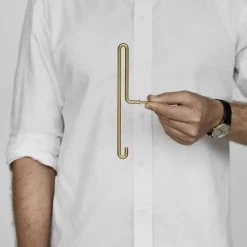 Moebe Wall hook large Matt guld