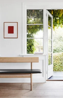 Mogensen 3171 bänk Såpad ek-läder omni 301 black