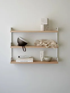 New Works Tea Shelf vägghängd hylla 46x62 5 cm Ek