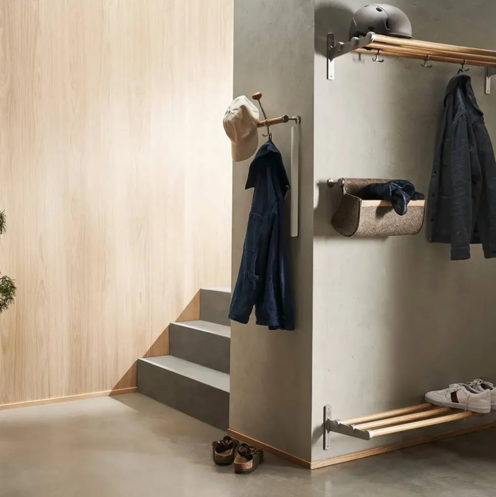 Nostalgi Sko- eller hatthylla aluminium svart stativ