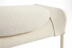 O2 Ottoman fotpall Soft cream-lackerad stål eggshell
