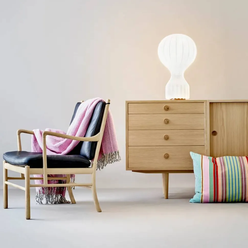 OW149 Colonial chair fåtölj Thor 301 svart-oljad ek