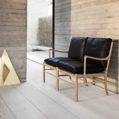 OW149-2 Colonial soffa 2-sits Loke 7150 läder-vitoljad ek
